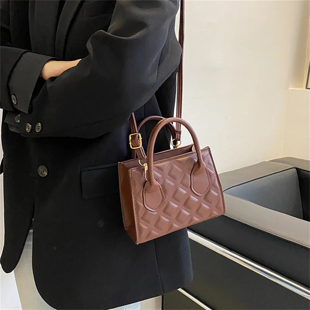 Fashion Shoulder Crossbody Bag for Women Solid Colour Pu Leather Simple Female Daily Bag Casual Handbag Purse Clutches